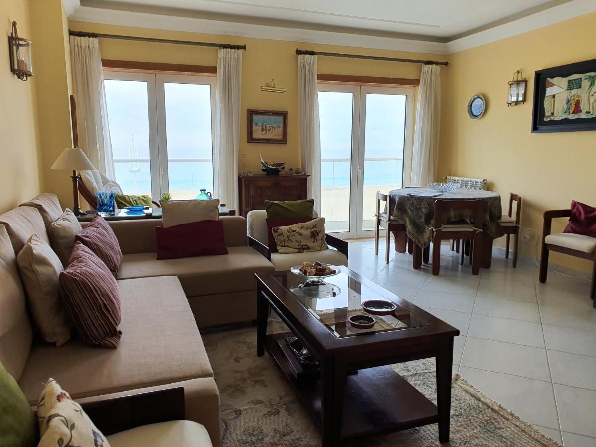 Nazare Apartamento Em Frente Ao Mar Exterior photo