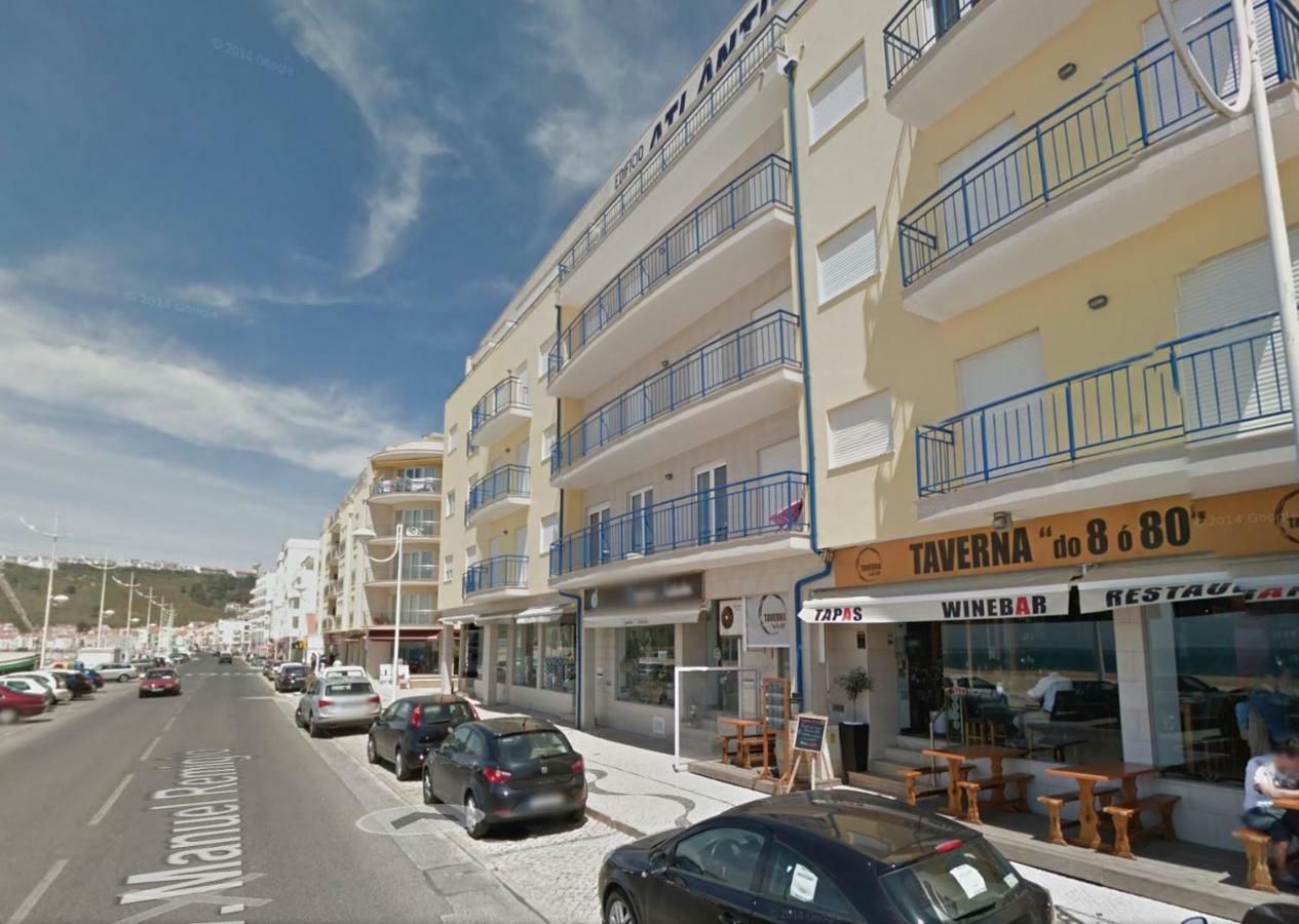 Nazare Apartamento Em Frente Ao Mar Exterior photo